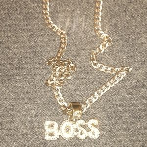Gold Chain And Diamond Pendant